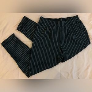 NWOT Indigo Rein Black & White Pinstripe Elastic Waist Casual Business Pant - 11